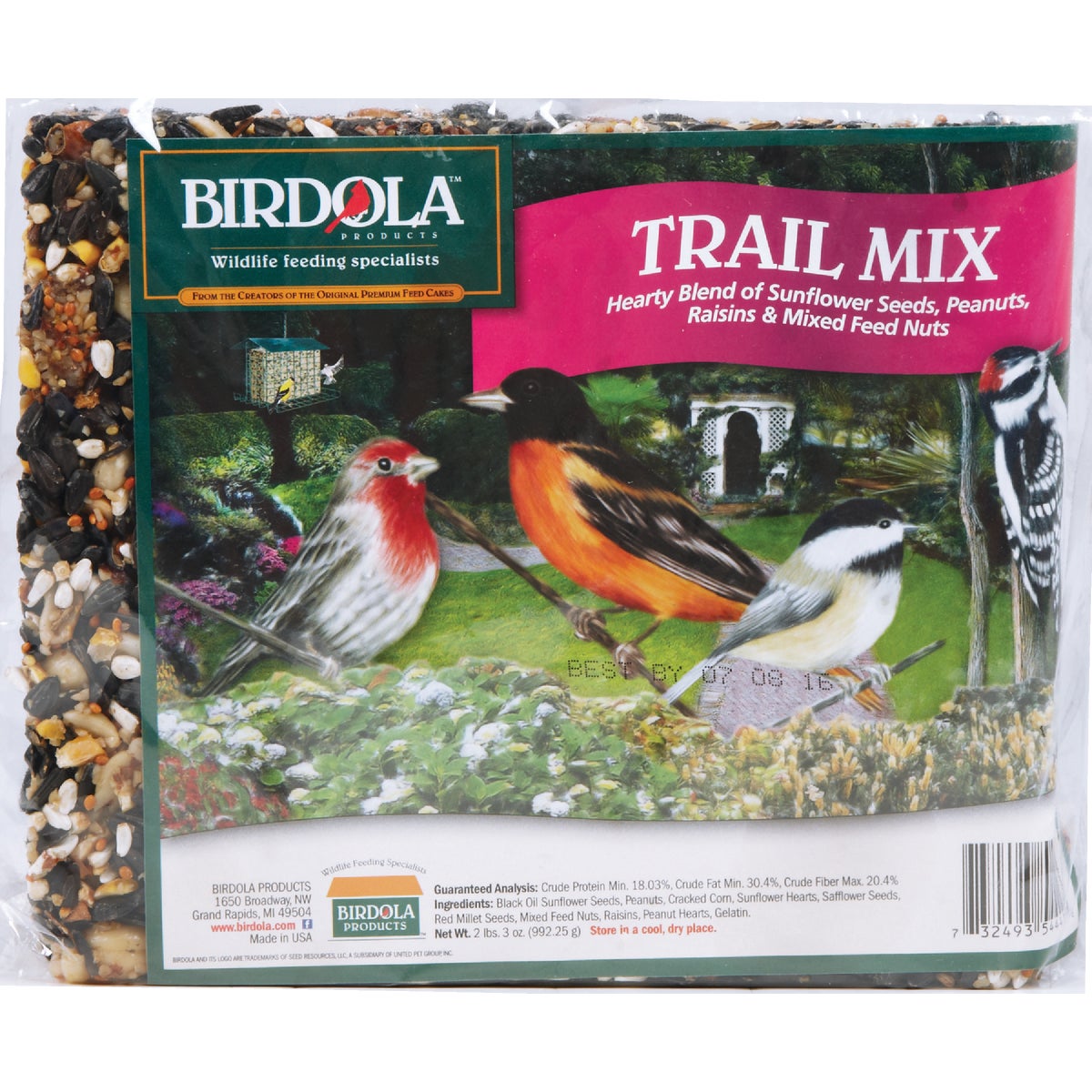 TRAIL MIX SNACK CAKE - 54441 by United Pet Group