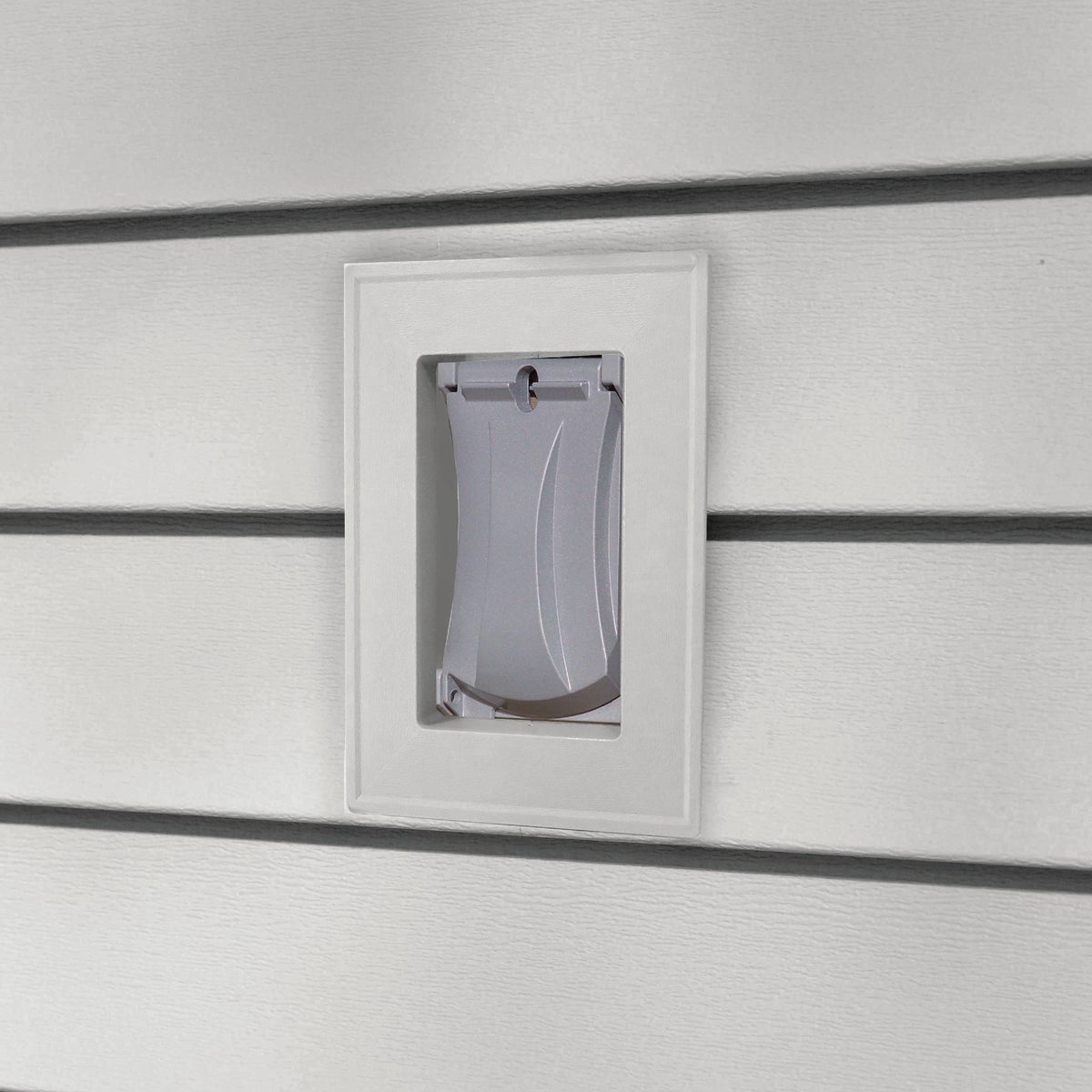 WHITE RECESS J-BLOCK - MBLOCKR PW by Alcoa Home Exteriors