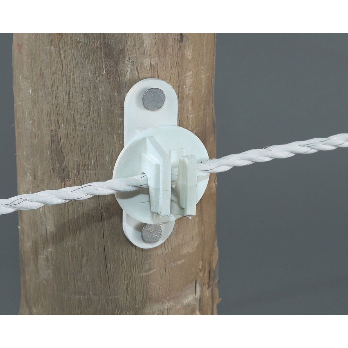 25PC WOOD POST INSULATOR - SNUG-HTW by Dare Products Inc