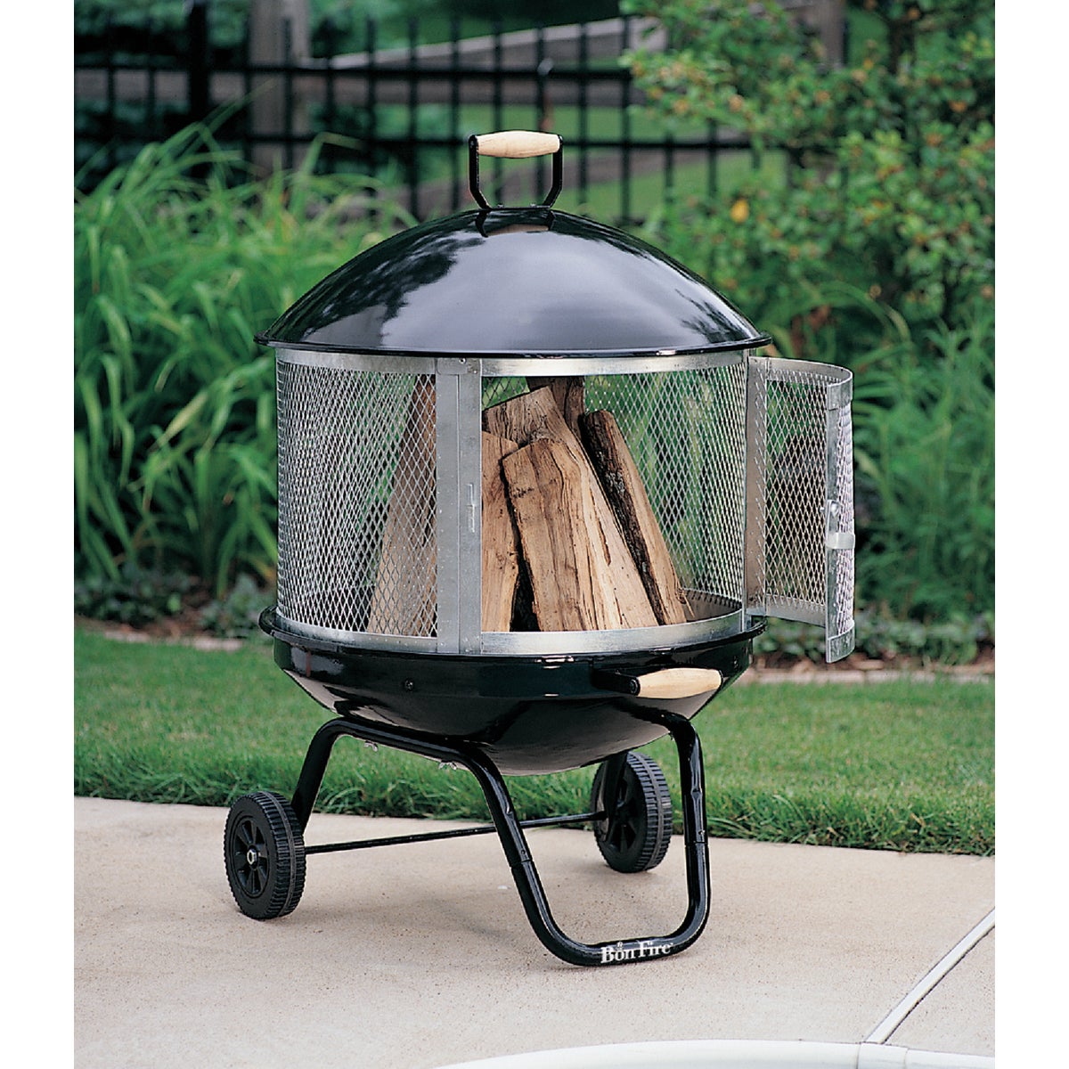 28" Patio Fireplace - 01471 by Well Trvld Lvg-ynth
