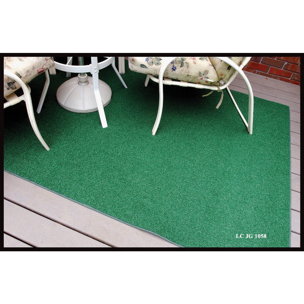 6X8 GRASS RUG