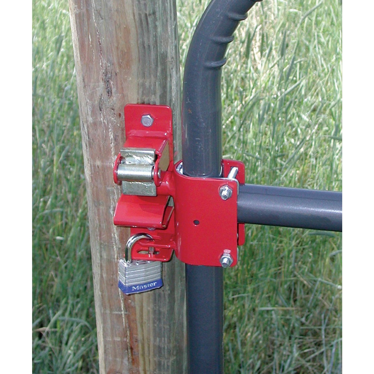 LOCKABLE GATE LATCH