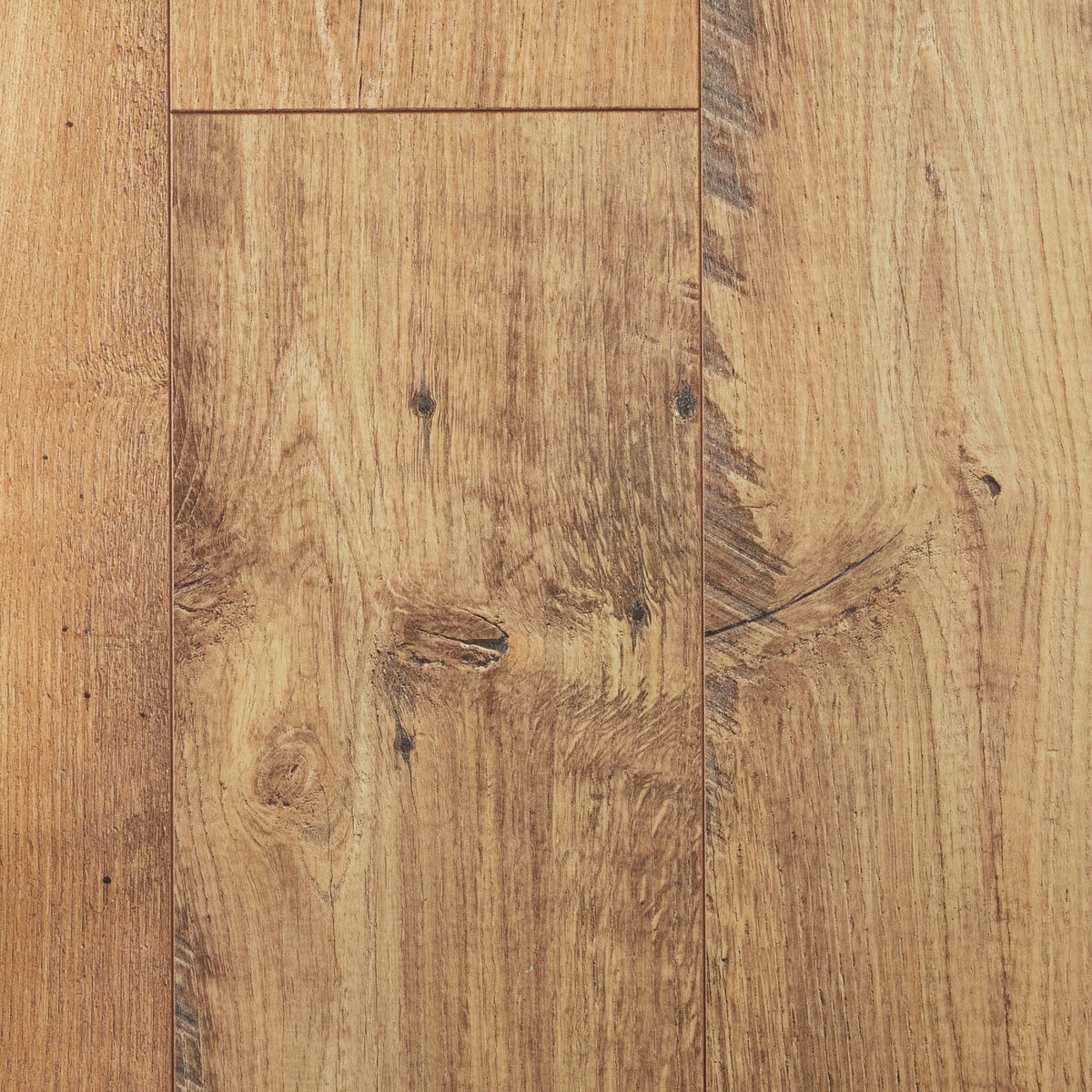 Mohawk RevWood Select Rare Vintage Fawn Chestnut Laminate Flooring (16.93 Sq. Ft/Case)