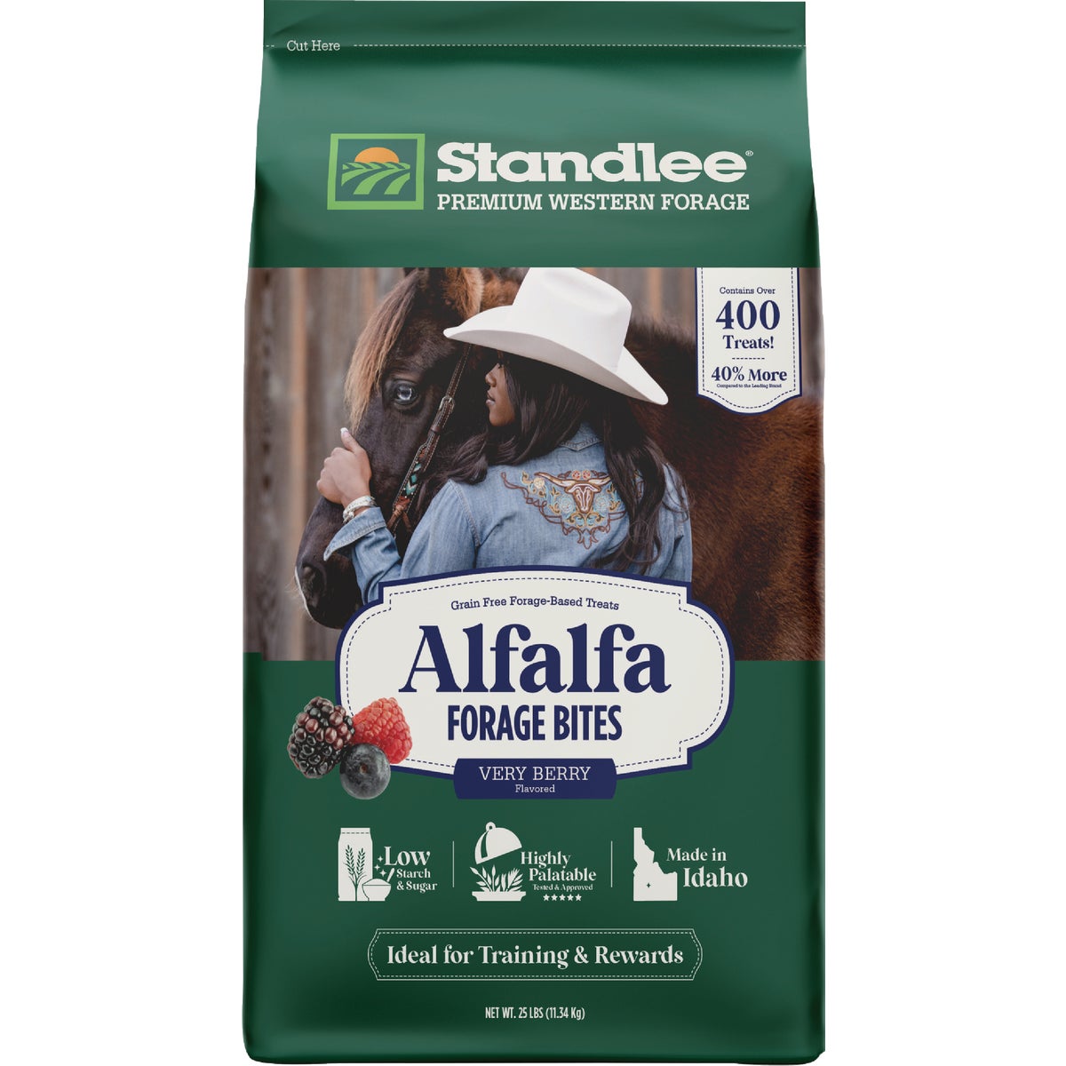 Standlee 25 Lb. Alfalfa Very Berry Horse Forage Bites