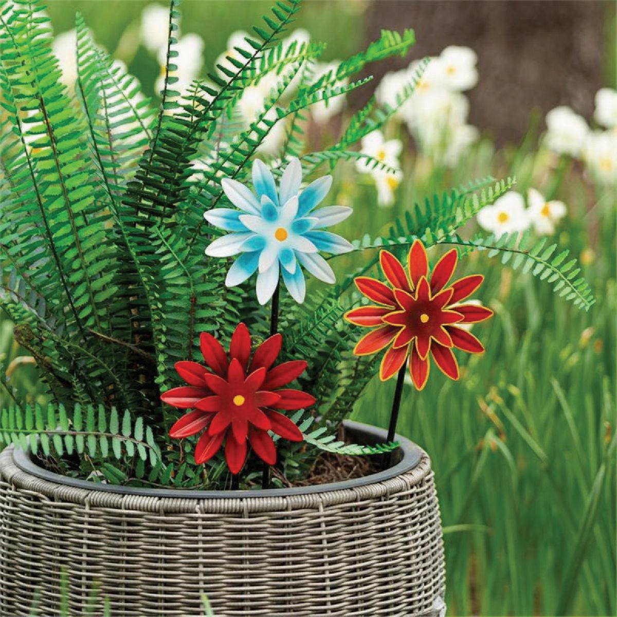 Evergreen What She Shed Mini Flower Wind Spinner